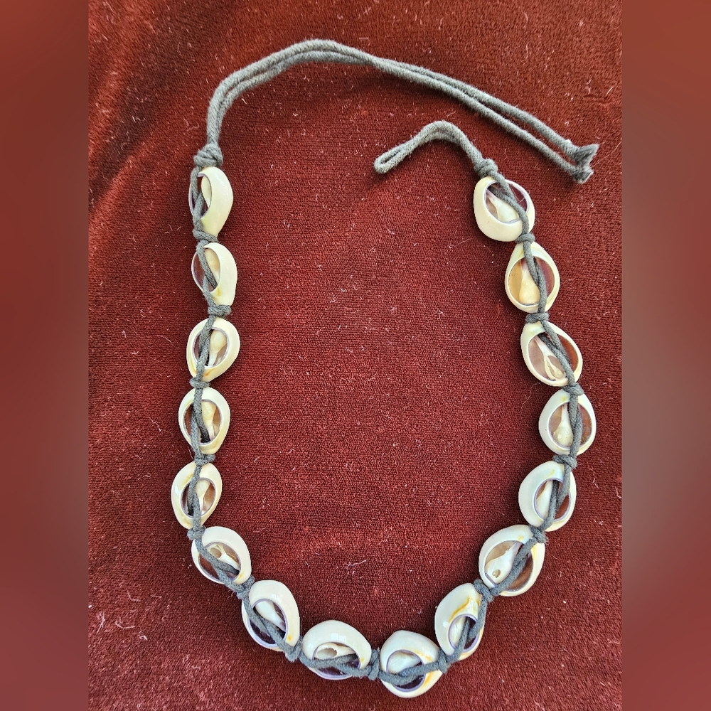 GUC Unisex Cowrie Shell Necklace with Leather Cord